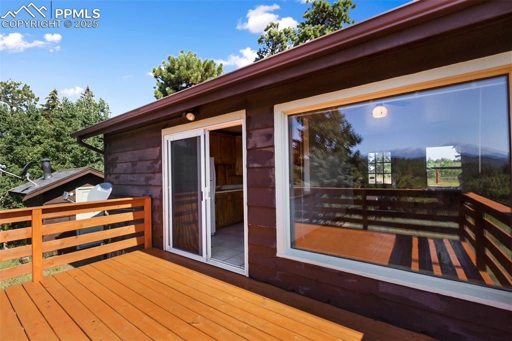 Image 7 of 35: View of deck