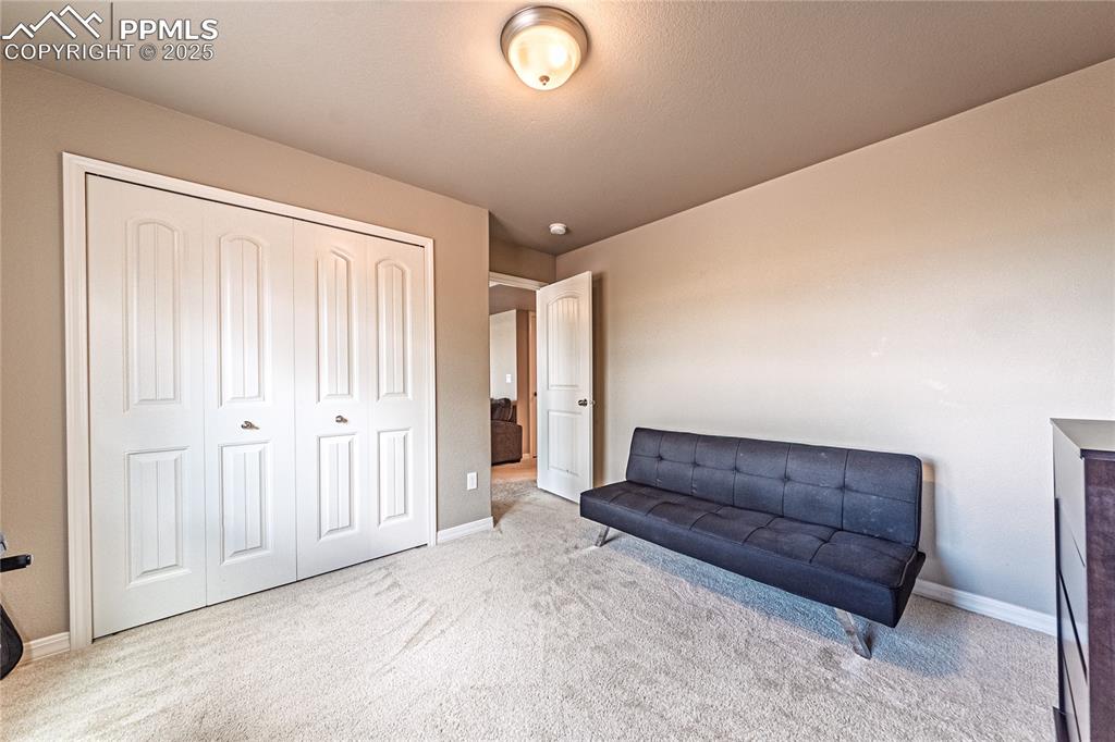 Image 34 of 49: Sitting Room