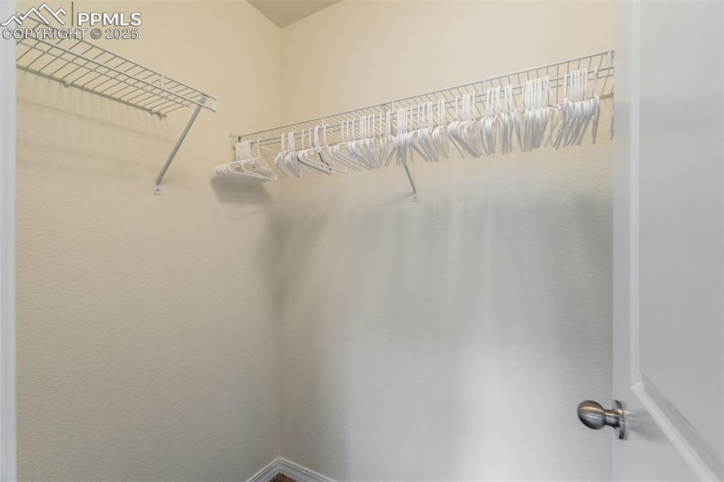 Image 20 of 49: Closet