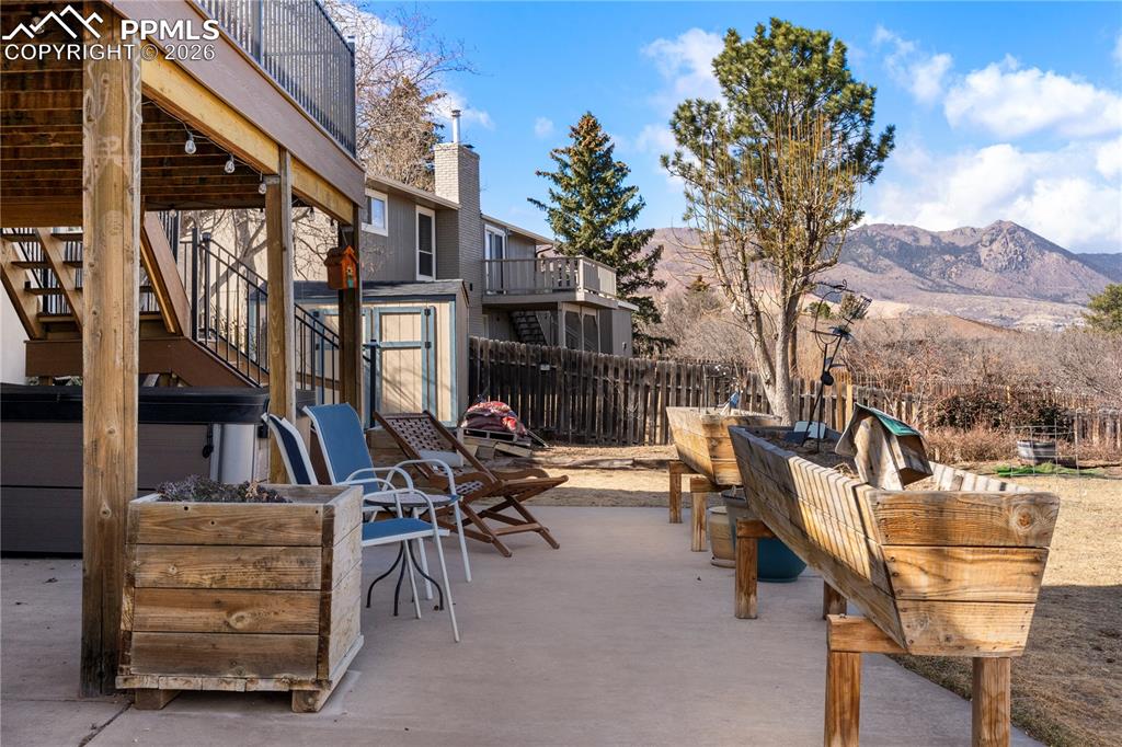 Image 34 of 46: Fully fenced back yard, shed and tons of entertaining space.