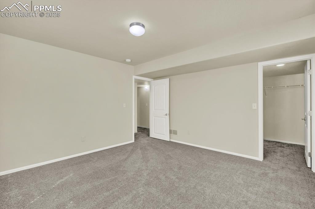 Image 36 of 40: Bedroom