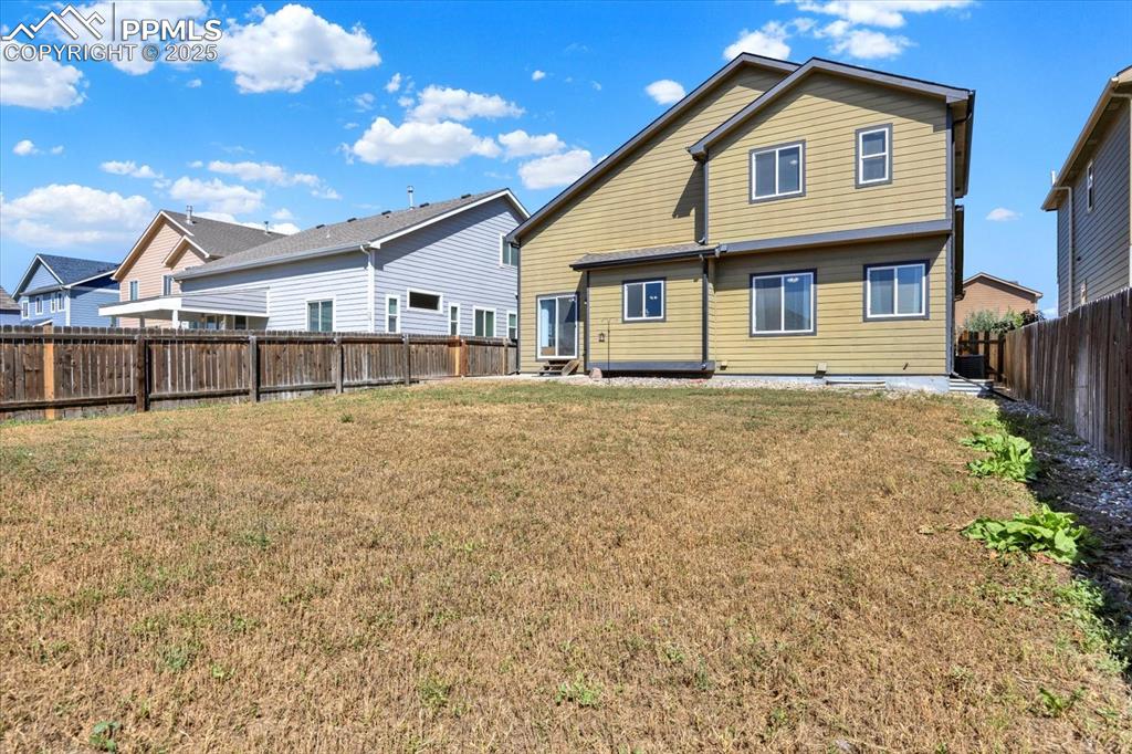 Image 40 of 40: Back of Structure