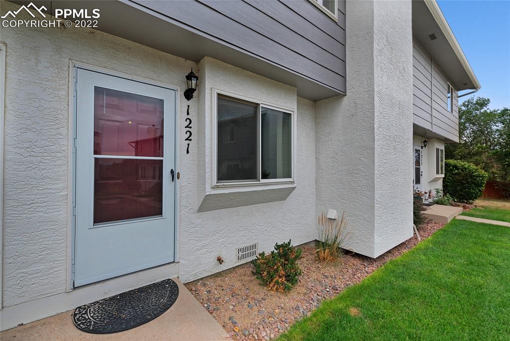 Listing 1214545, Image 3 of 26