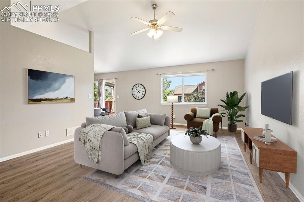 Image 3 of 35: Virtually staged