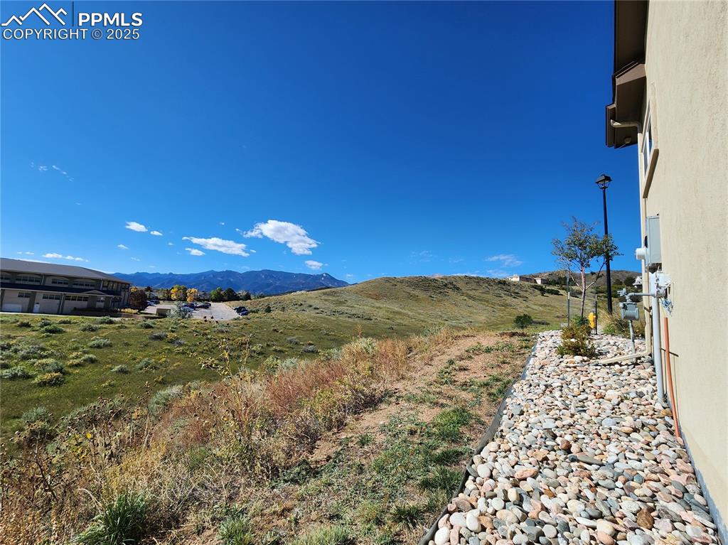 Image 41 of 50: side view