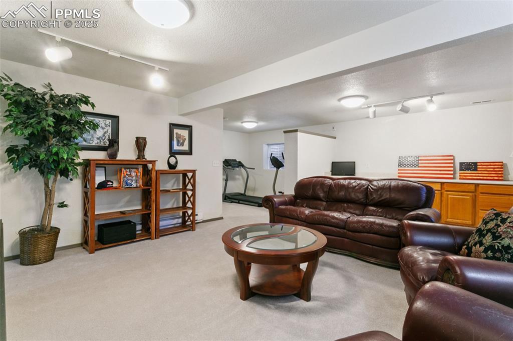 Image 28 of 38: Family Room