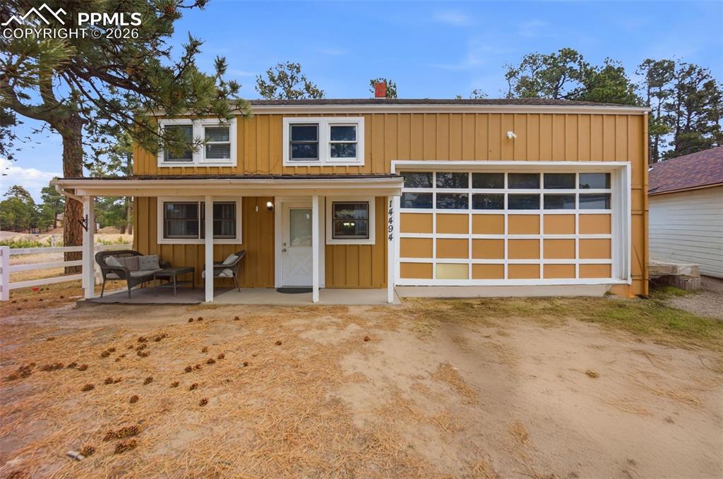 Image 15 of 33: Front of Structure