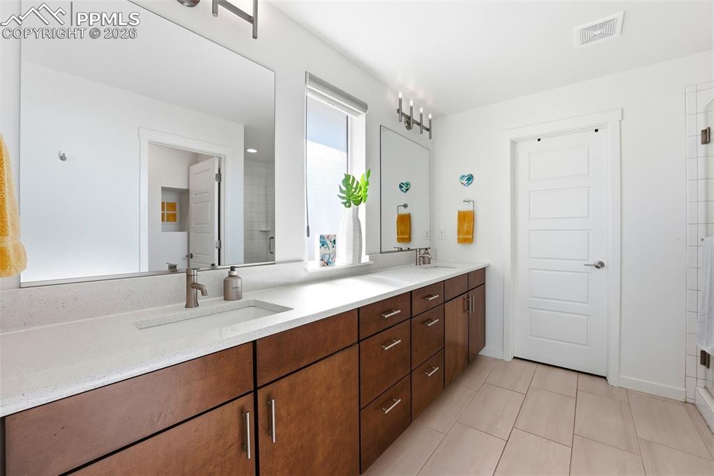 Image 14 of 44: Primary Bathroom