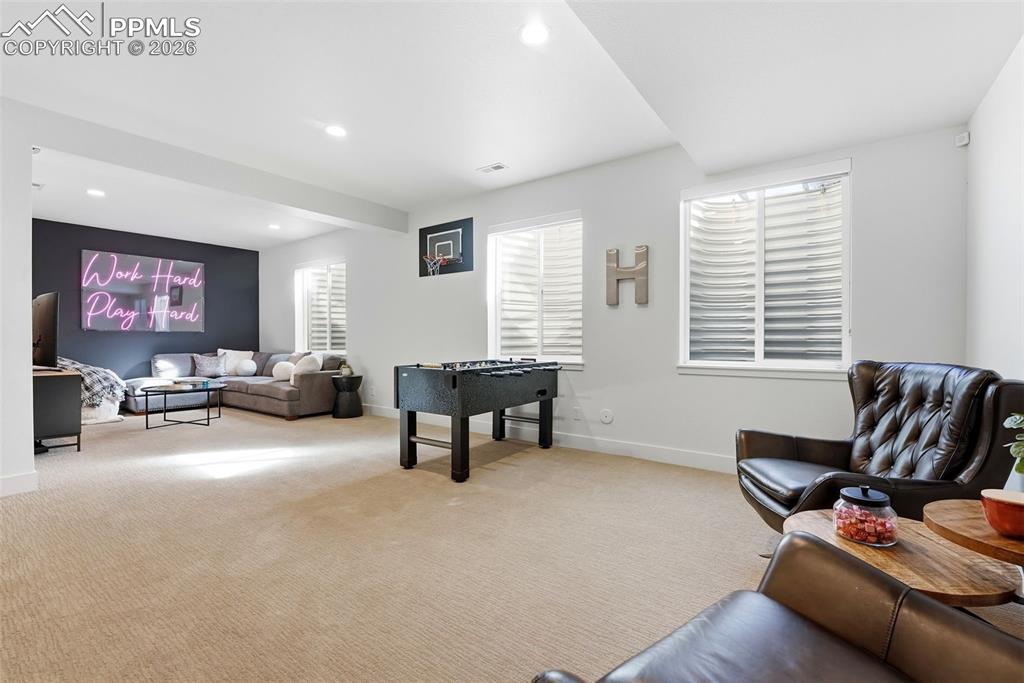 Image 24 of 44: Family Room