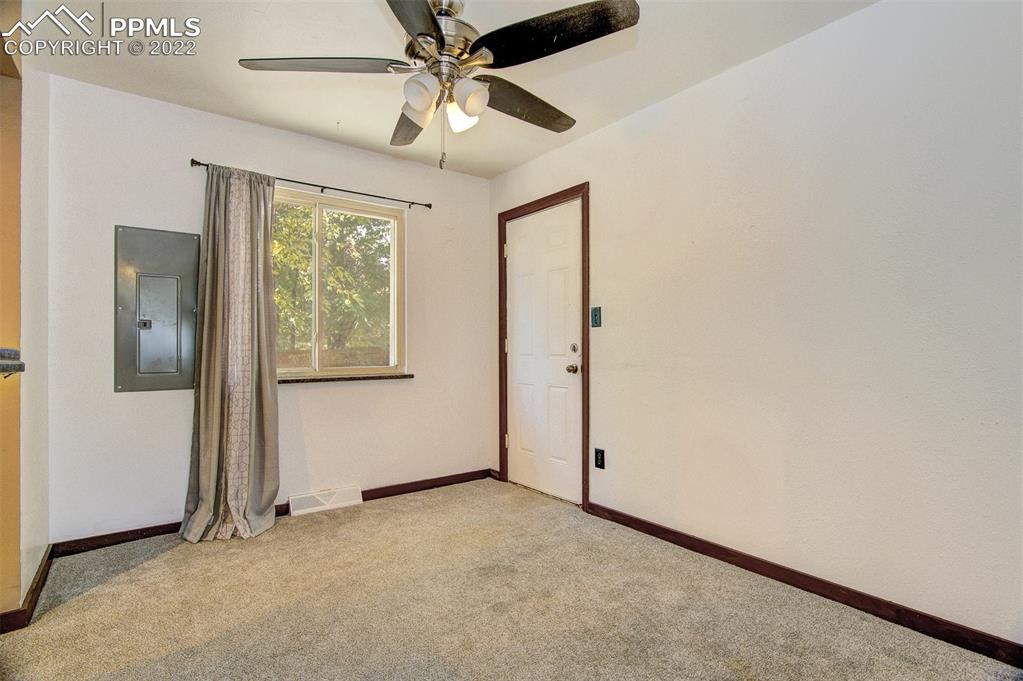 Listing 1218767, Image 7 of 23