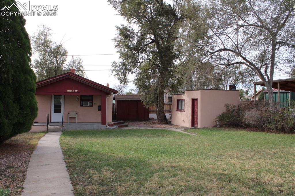 Image 17 of 22: Back of Structure