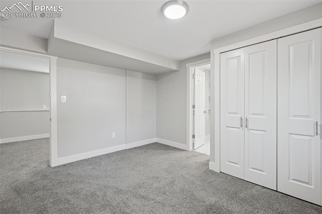 Image 22 of 30: Bedroom