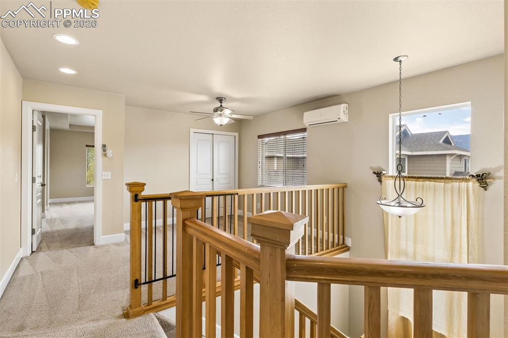 Image 16 of 27: Loft