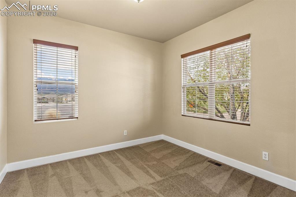 Image 9 of 27: Office