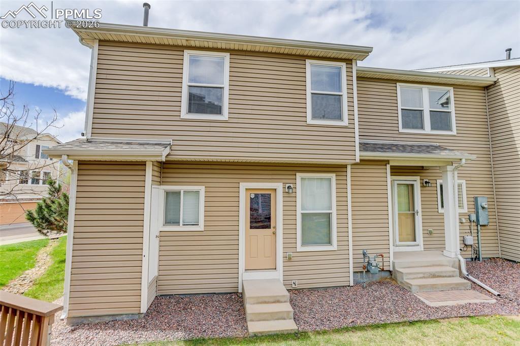 Image 30 of 35: Back of Structure