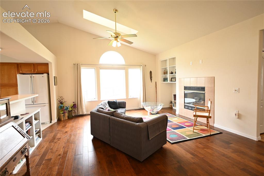Image 10 of 35: Living Room
