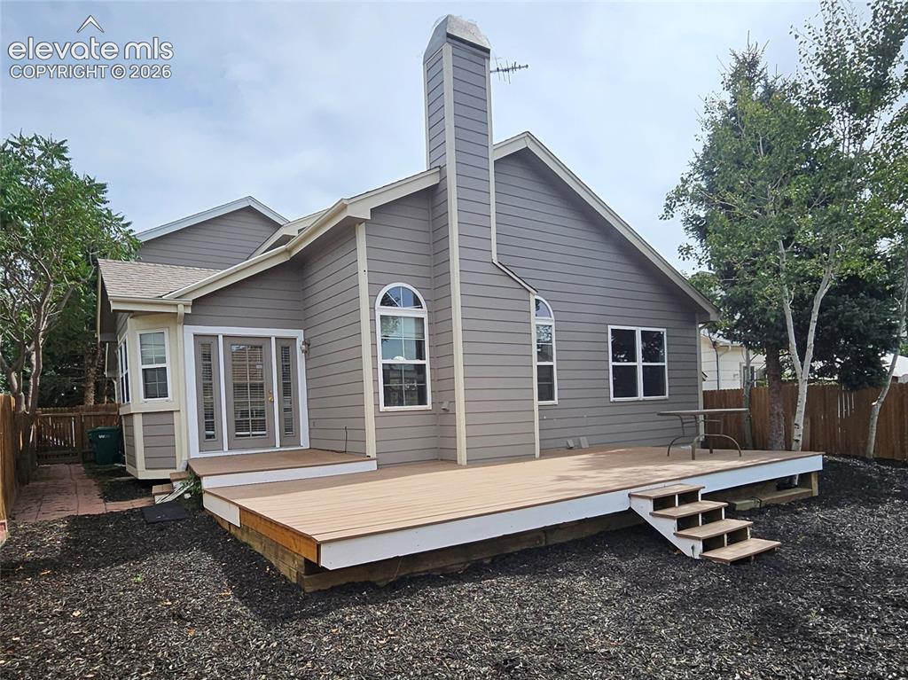 Image 3 of 22: large composite/trex deck