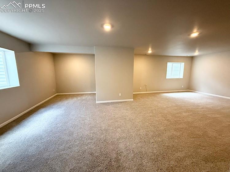 Image 31 of 49: Family Room