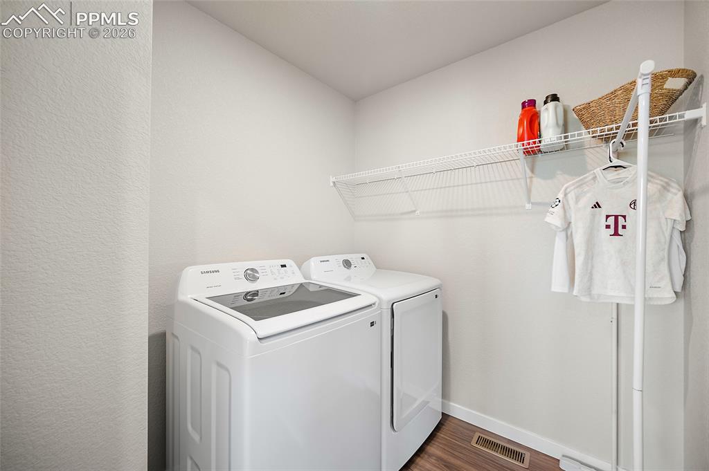 Image 25 of 46: Laundry