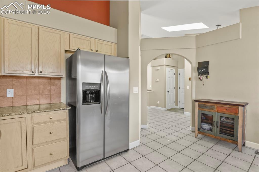 Image 10 of 34: Kitchen