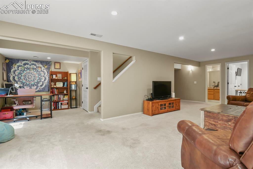 Image 21 of 34: Family Room