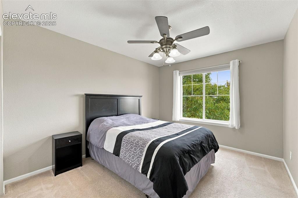 Image 21 of 40: Bedroom