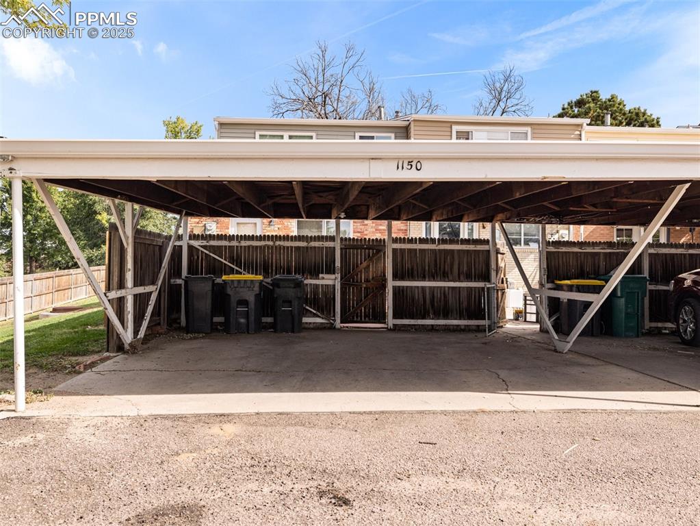 Image 3 of 28: View of stable