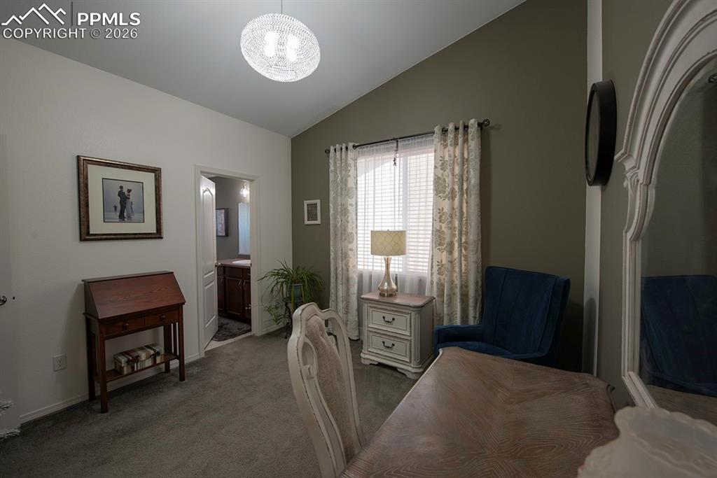 Image 28 of 47: Mini-Suite