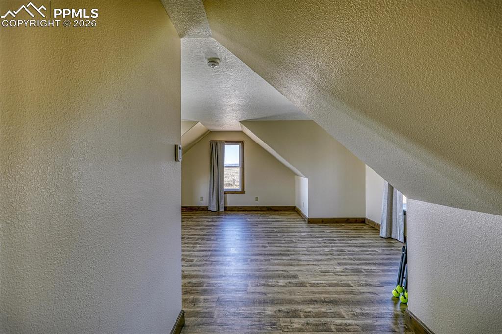 Image 41 of 50: bedroom #4