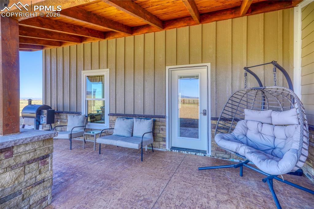 Image 5 of 50: View of patio / entrance