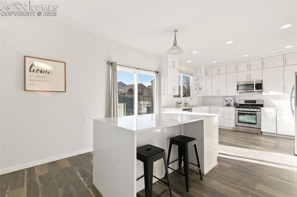 Image 17 of 36: No Description Available