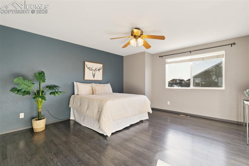 Image 24 of 36: No Description Available