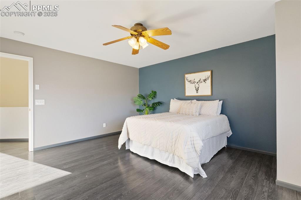 Image 25 of 36: No Description Available