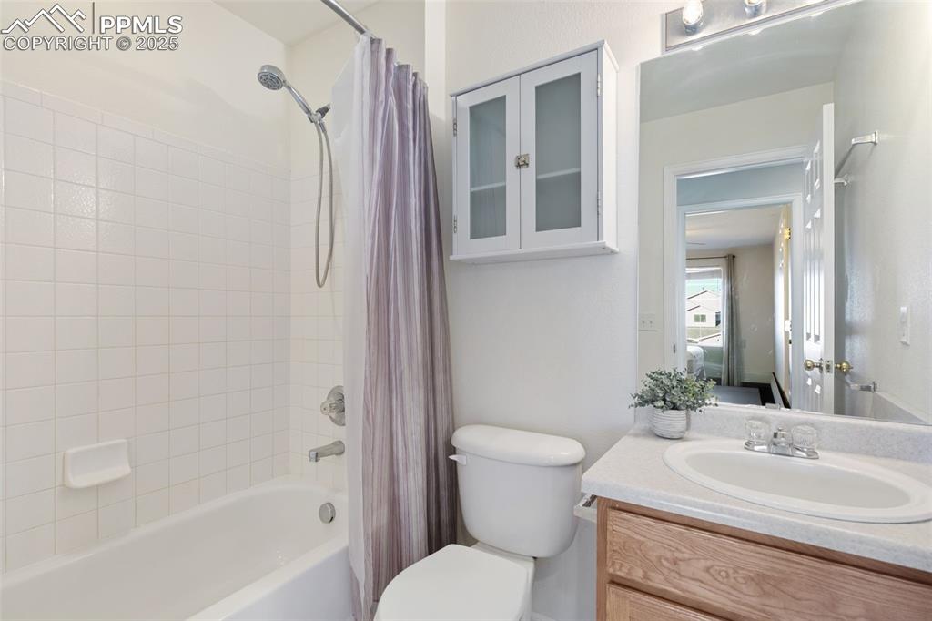 Image 32 of 36: No Description Available