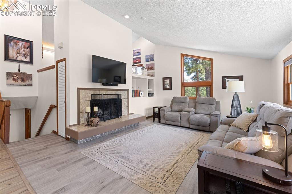 Image 8 of 47: Living Room
