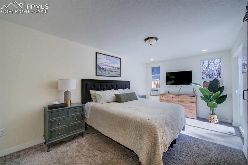 Image 24 of 47: Bedroom