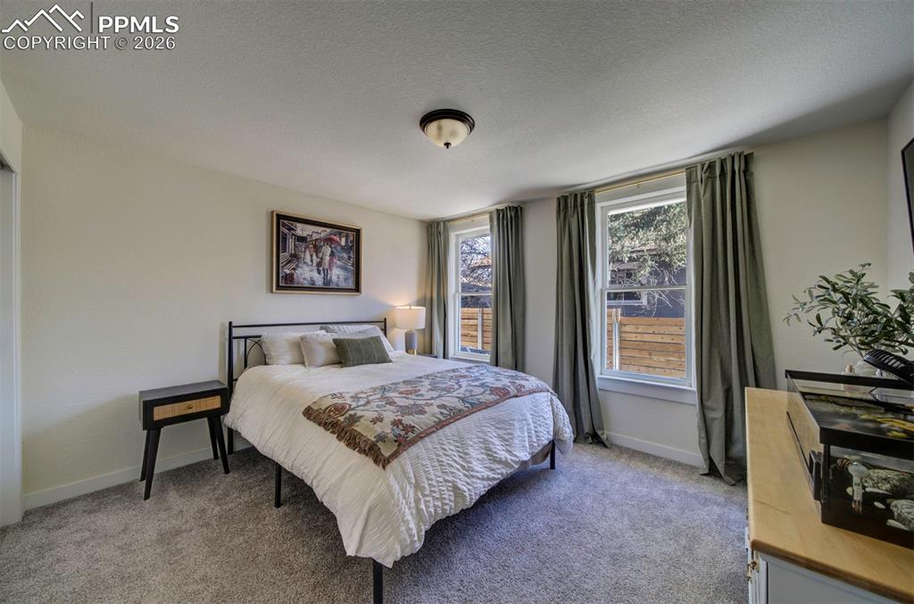 Image 26 of 47: Bedroom