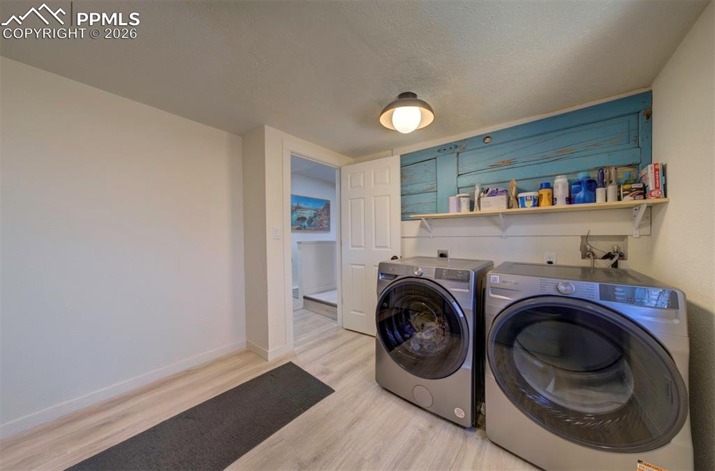 Image 37 of 47: Laundry