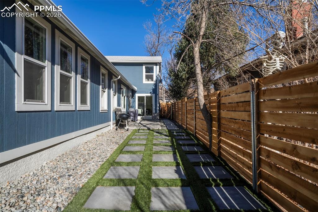 Image 42 of 47: Side of Structure