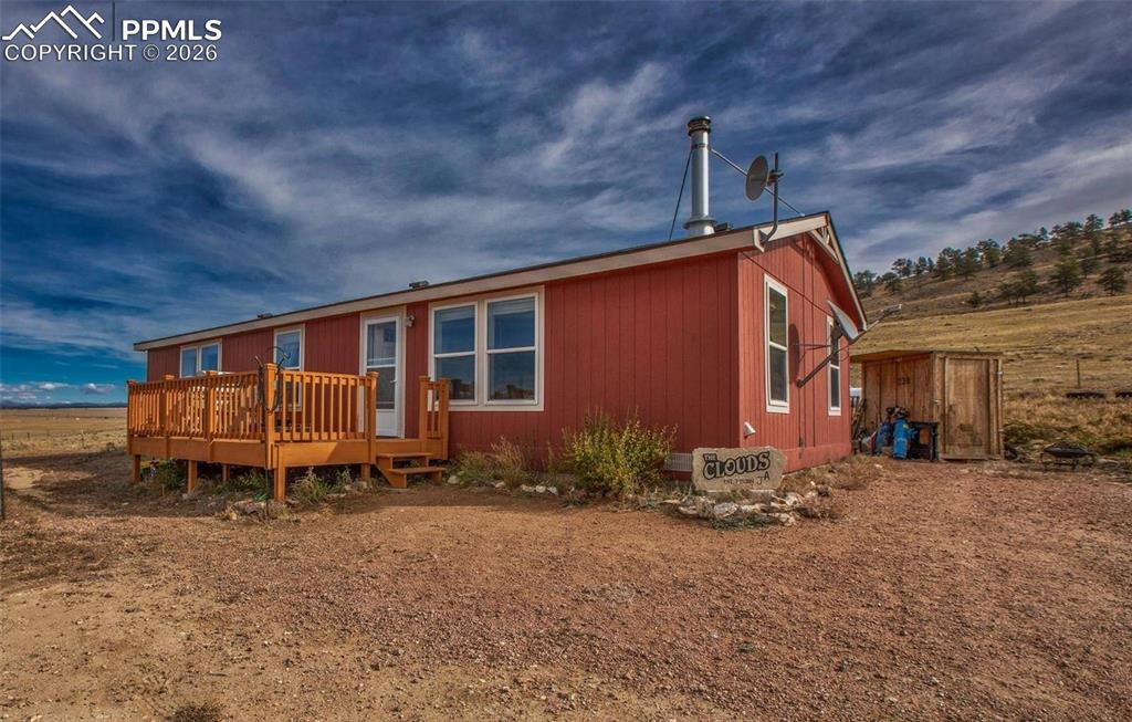 Image 12 of 32: Back of Structure