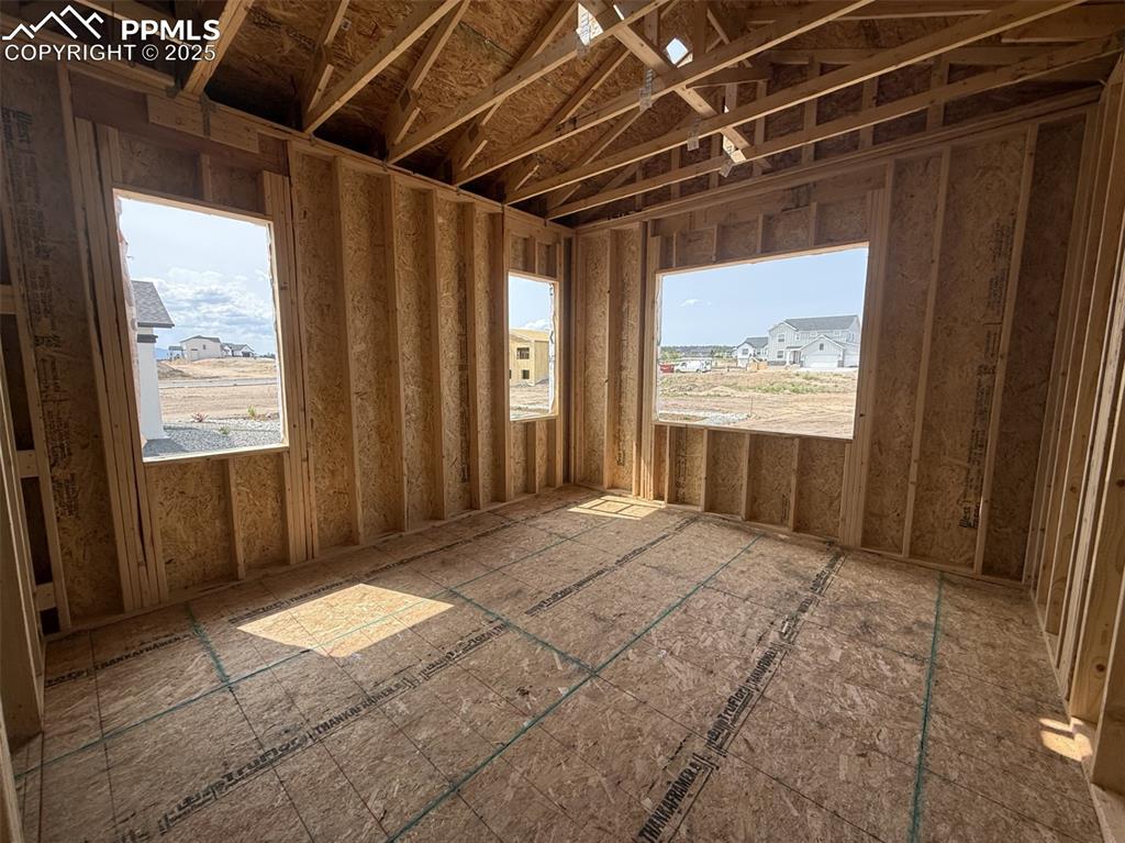 Image 13 of 14: Master Bedroom