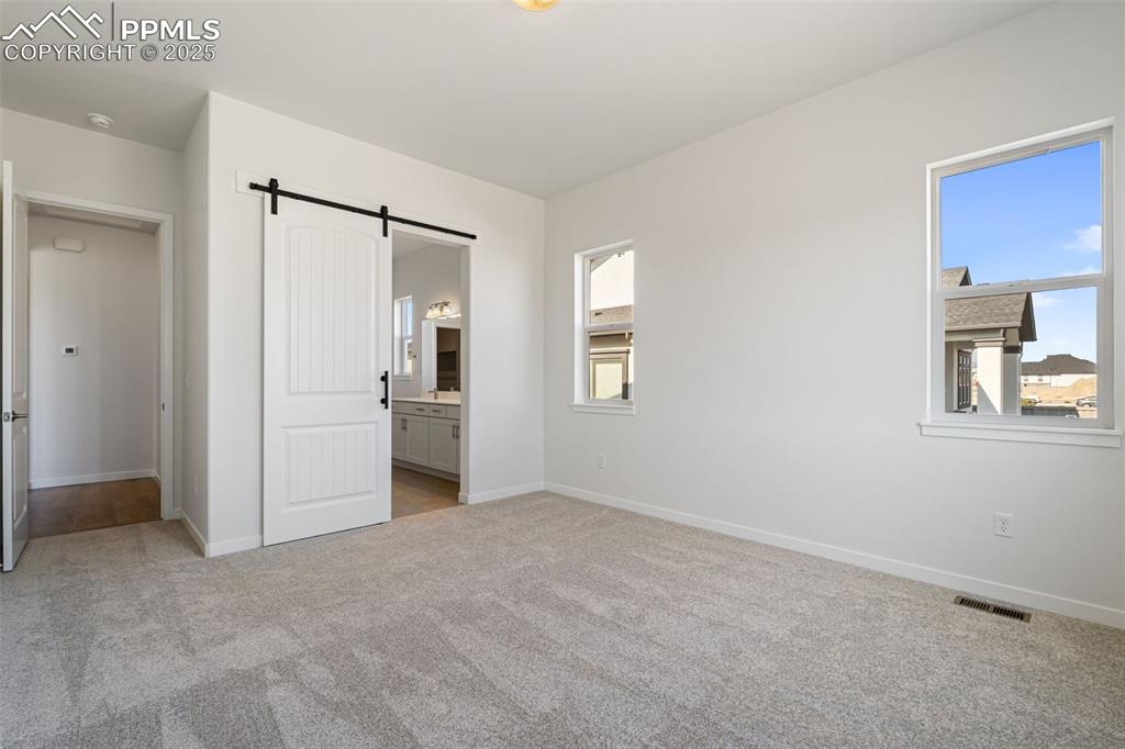 Image 21 of 45: Master Bedroom