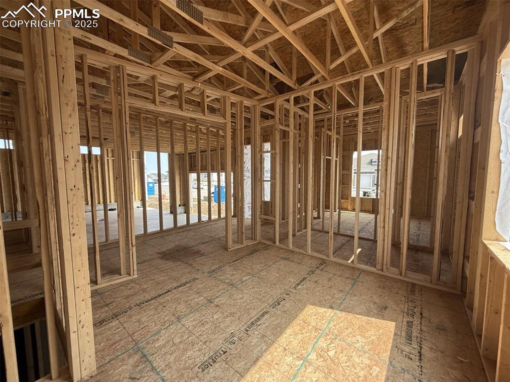 Image 8 of 14: Flex Room/Study