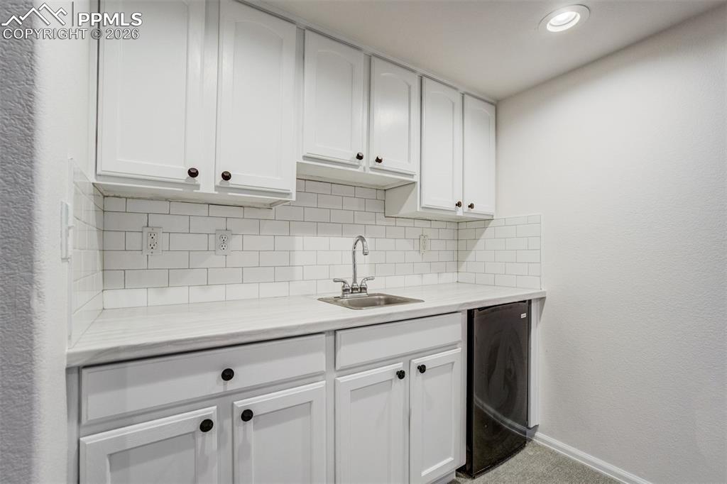 Image 47 of 50: Kitchen