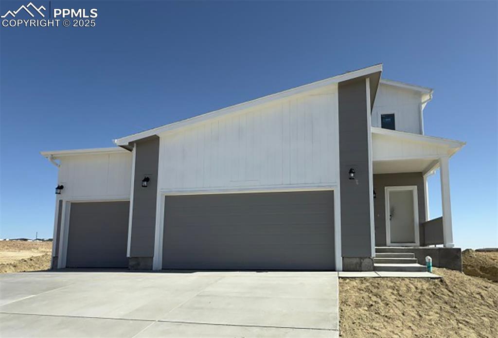 Image 2 of 17: Front of Structure