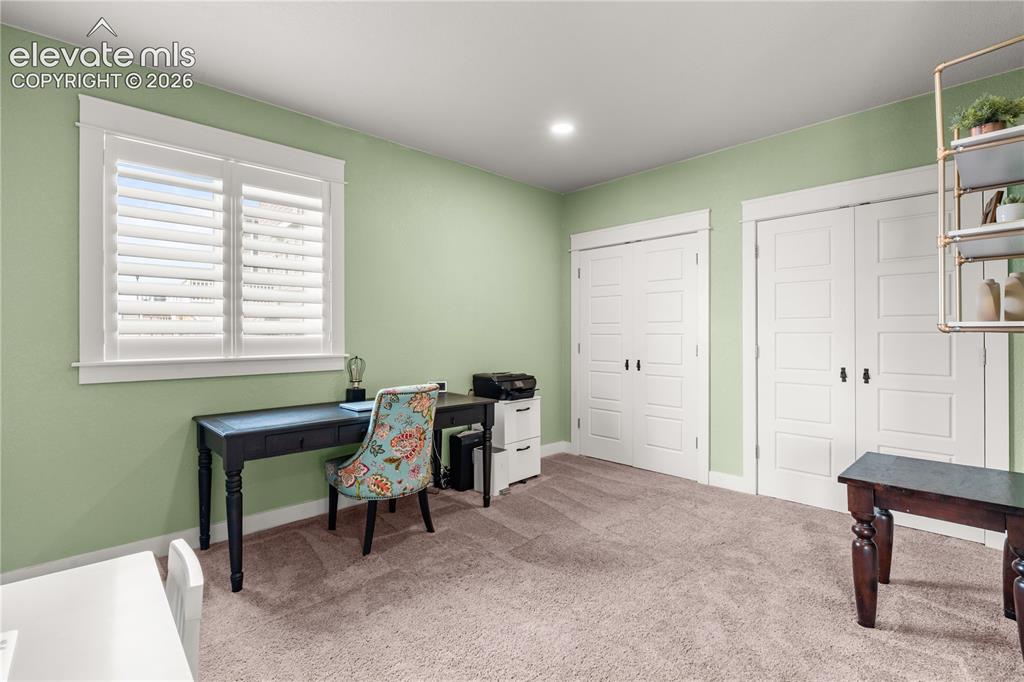 Image 26 of 41: Could be an additional bedroom if you added a door.