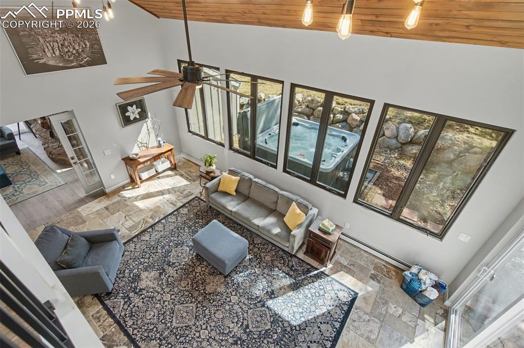 Image 10 of 50: Living Room