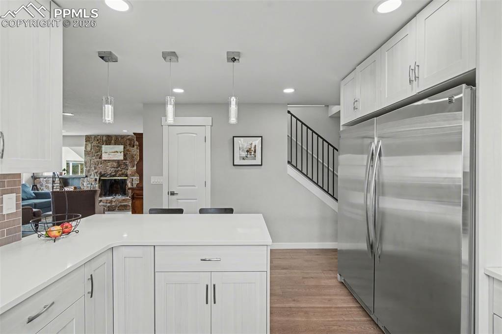 Image 16 of 50: Kitchen