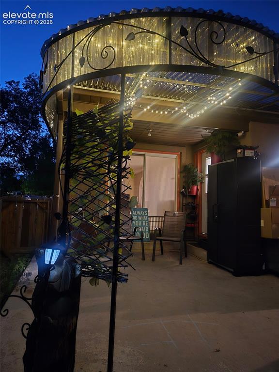 Image 30 of 35: Patio