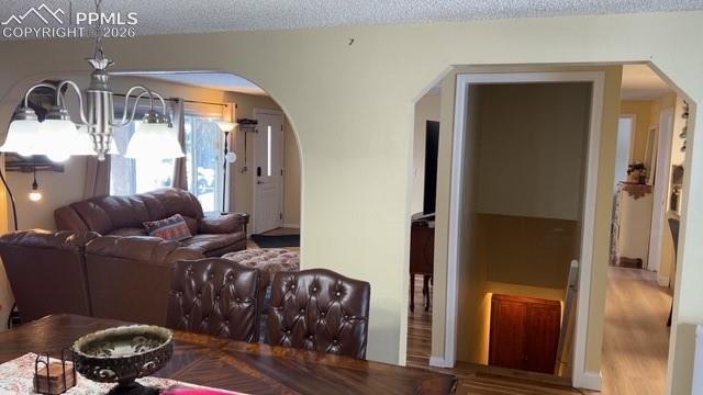 Image 5 of 35: Dinning room view